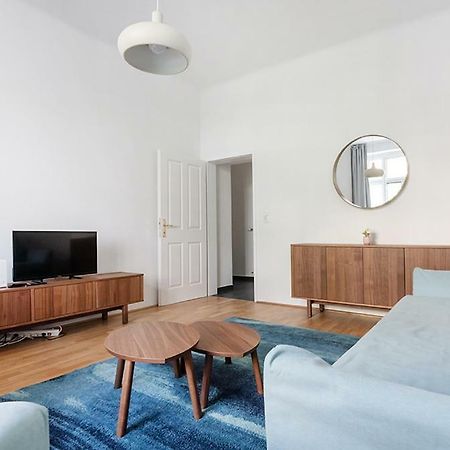 Universum Apartment Wina Bagian luar foto
