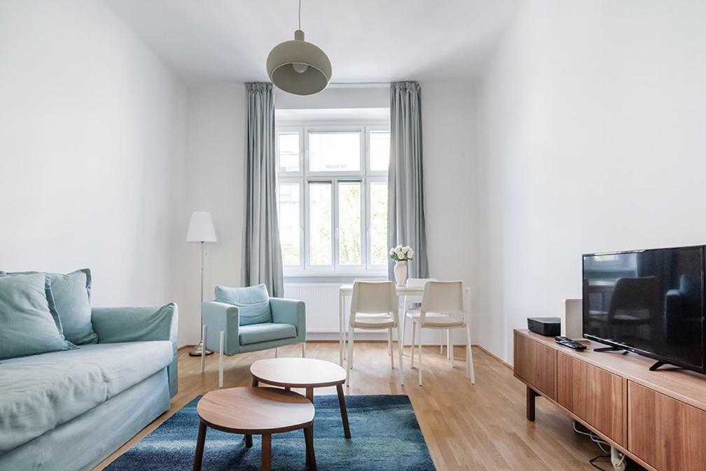 Universum Apartment Wina Bagian luar foto